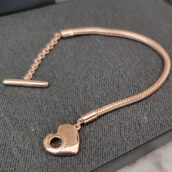Pandora Moments Heart T-Bar Snake Chain Bracelet - Picture 5 of 6